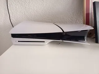 PS5 Slim 1TB Disco + 2 Mandos + 2 Juegos