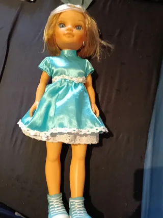 Muñeca Nancy Vestido Azul