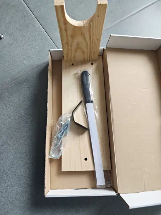 Jamonero de madera con cuchillo jamonero