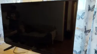 Smart TV Grundig 43 GEU 7900C Negra