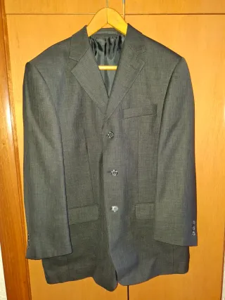 Traje de 3 piezas gris