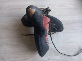 Pies de Gato La Sportiva Testarossa