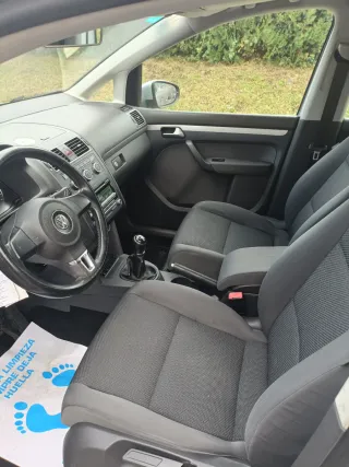 Volkswagen Touran 2014