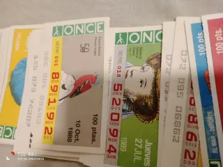 Monedas y décimos Lotería ONCE años 70/80