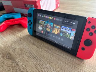 Nintendo Switch Blu/Rosso + Accessori