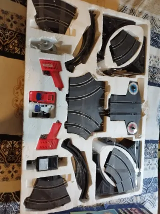 Scalextric Artin Road Racing