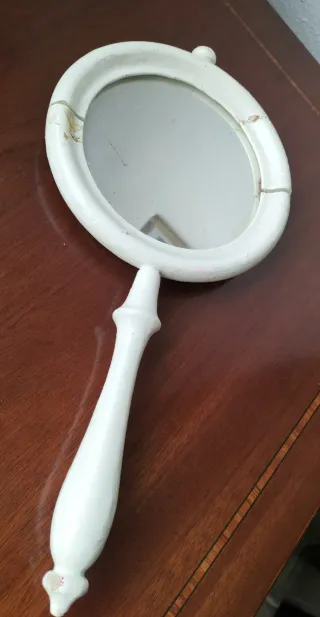 Espejo de mano antiguo de madera