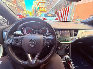 Opel Astra 2021 - Diesel