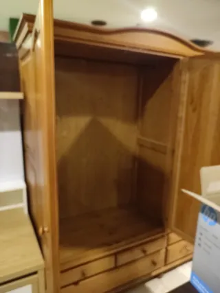 Armario Pino 3 Puertas