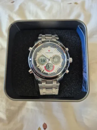 Reloj Frederic Hombre Dorado y Plateado