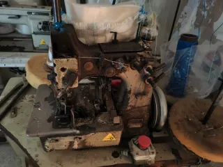 Máquina de coser industrial Rapida S.A.