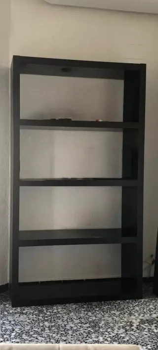 Estantería negra madera