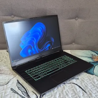 Gaming Portátil MSI Pulse GL76-11UEK 17.3 RTX 3060
