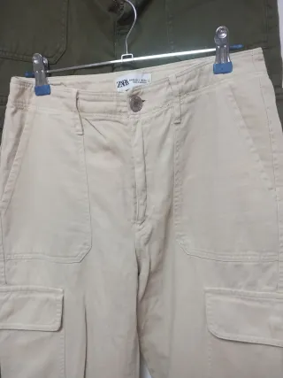 Pantalones Cargo Zara Beige y Verde