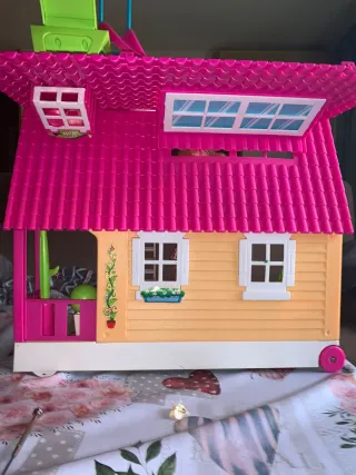 Casa Muñecas Barriguitas con Ruedas