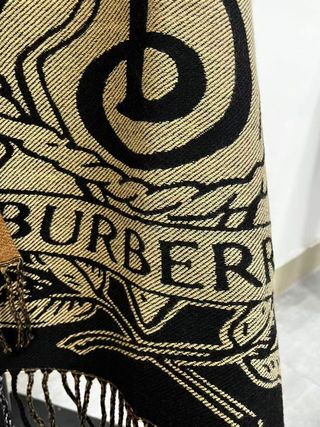 Bufanda Burberry Cachemira Cuadros Camel Clásica