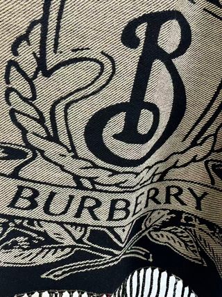 Bufanda Burberry Cachemira Cuadros Camel Clásica