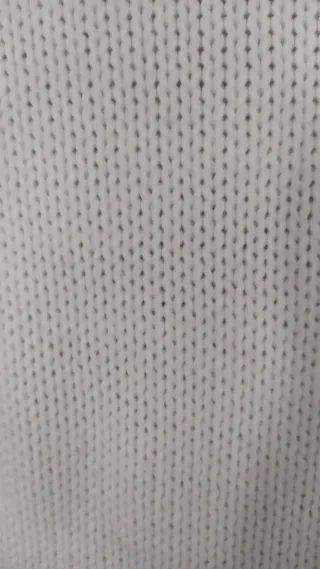 Maglione bianco lana con intreccio