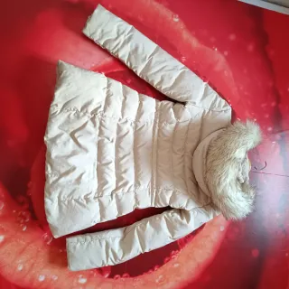 Plumifero Zara Beige con Capucha