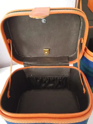 Neceser de viaje cuadros azul y verde