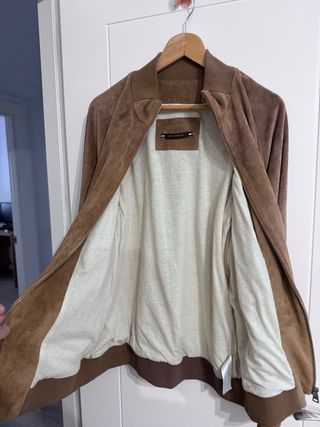 Chaqueta de ante marrón