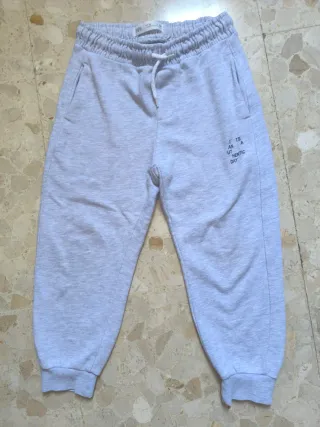 Pantalón chándal niño Zara Talla 6