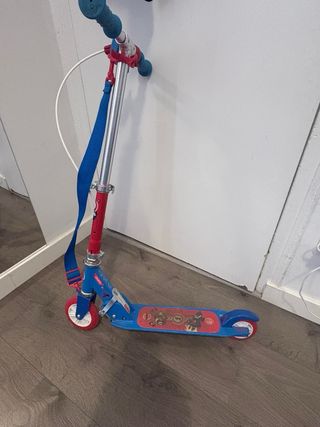 Patinete infantil Oxelo azul y rojo