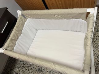Cuna de viaje plegable