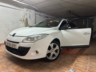 Renault Megane sport tourer