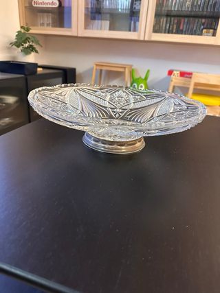 Centro de cristal con base de plata