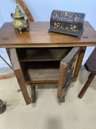 Mueble rústico vintage madera tallada