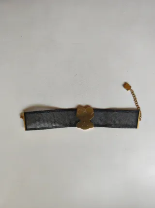 Pulsera  Malla Negra y Oso Dorado