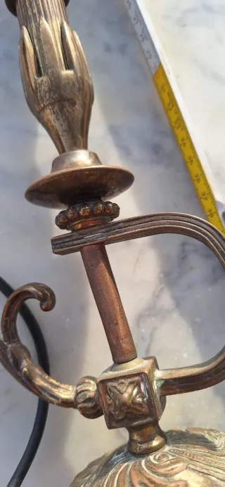 Lampada da tavolo vintage ottone