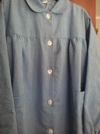 Bata guardería y colegio.