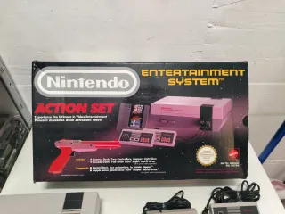 Nintendo NES Action Set con scatola
