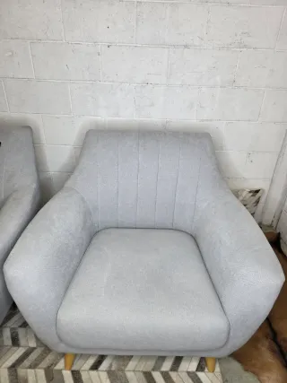 Pareja sillones nórdicos tela gris