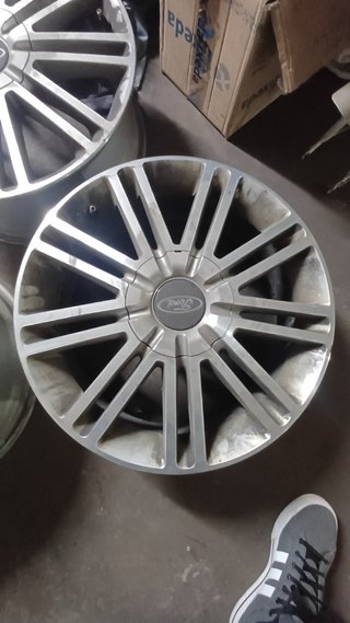 4 llantas Ford 17"