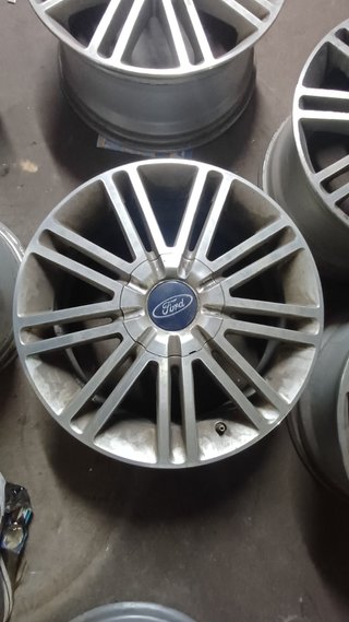 4 llantas Ford 17"