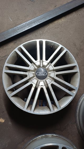 4 llantas Ford 17"