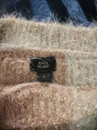 Jersey beige con hilos dorados