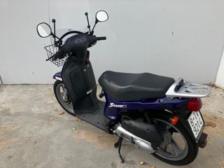 Honda SH100 2T de serie