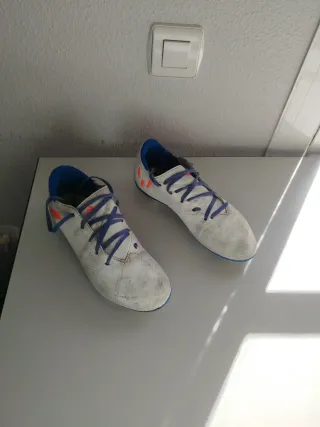 Botas fútbol Adidas Nemeziz Talla 38