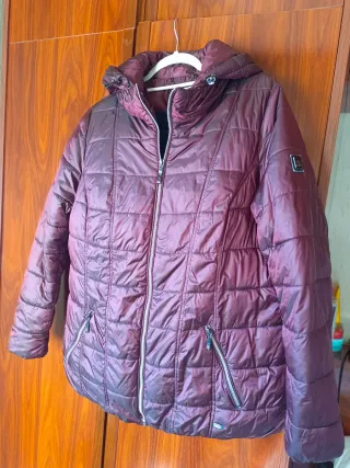 Chaqueta acolchada morada