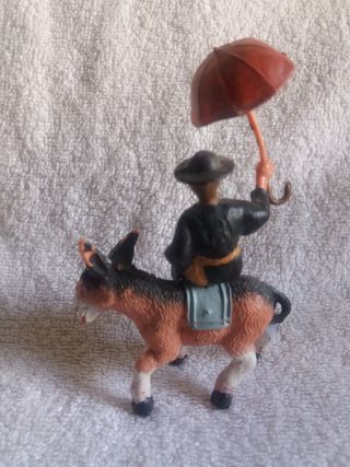 LOTE CABALLOS GOMA Y PLÁSTICO OESTE MÁS CURA PESEB