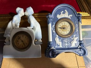 2 Antichi Orologi in Porcellana