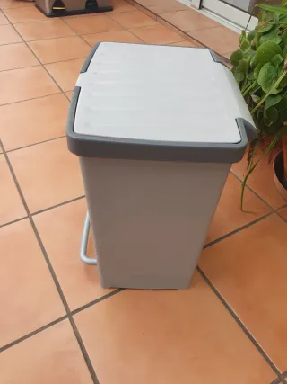 Cubo basura Tatay 2 compartimentos reciclaje