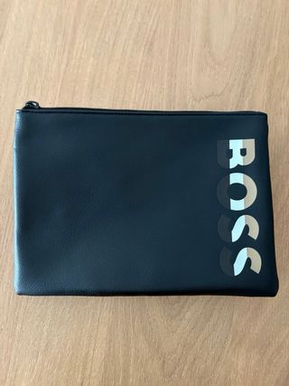 Juego 3 neceseres Boss