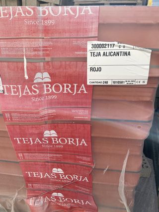 Tejas Alicantinas Rojas