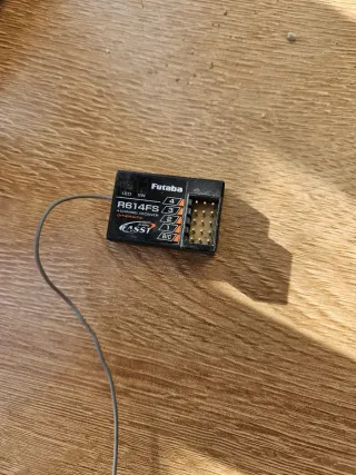 Emisora Futaba 4PK Super R
