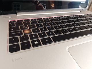 HP ENVY TACTIL BEATS 14"-CORE I5-RAM 12GB-SSD